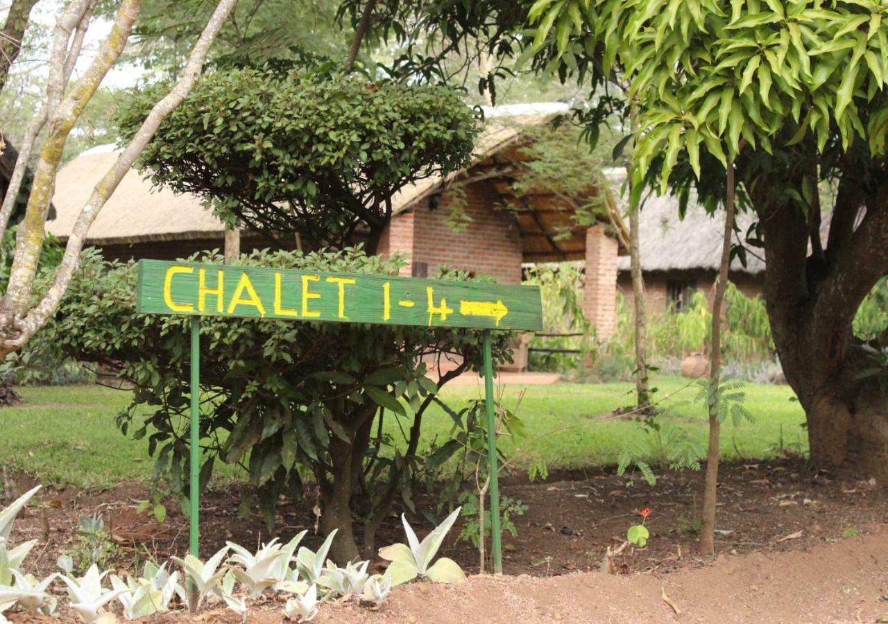 Barefoot Lodge And Safaris - Malawi 利隆圭 外观 照片