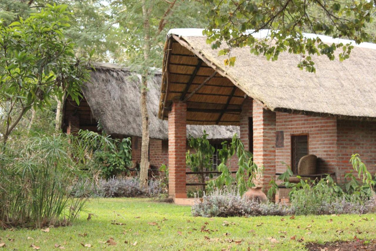 Barefoot Lodge And Safaris - Malawi 利隆圭 外观 照片